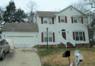 8419 Woodford Bridge Dr, Charlotte, NC 28216-9679