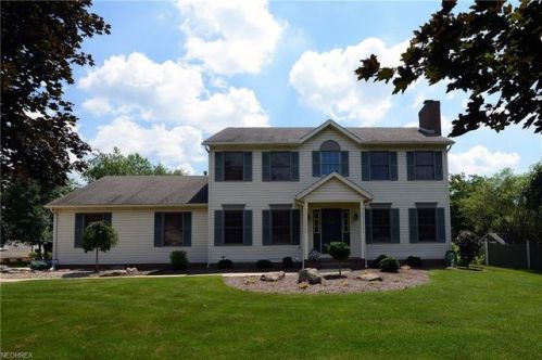 116 Ryan Rdg, Harmon, OH 44662-1256