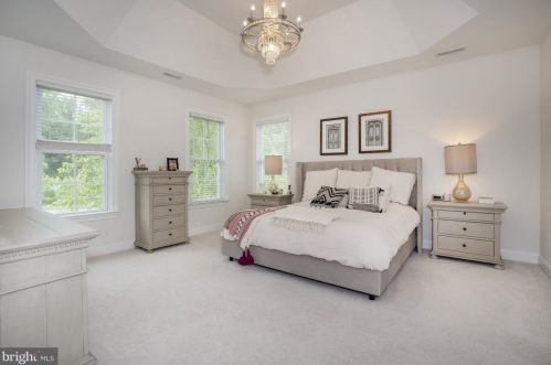 10 Pine Valley Ct, Glen Mills PA  19342-1823 exterior