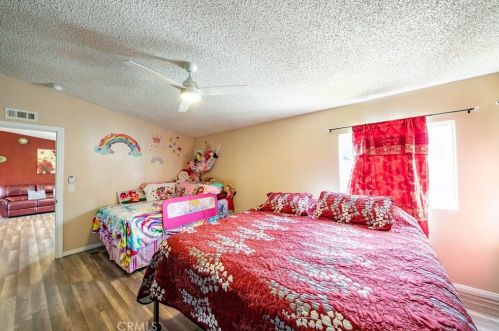 33055 Olive St, Lake Elsinore CA  92530-1434 exterior