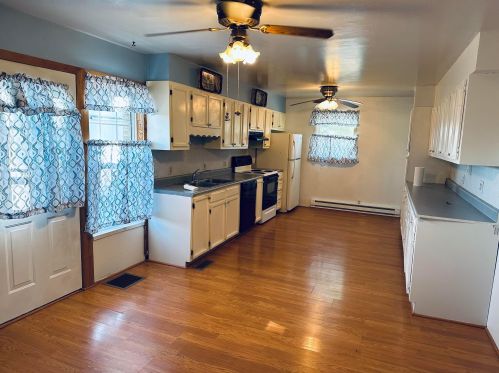 4909 Cliff Wilson Rd, Corning, OH 43730-9558