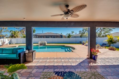 2505 20th Ave, Cape Coral FL  33904-3226 exterior