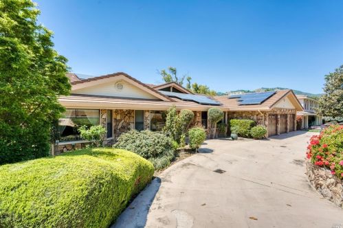 8781 Paradise Valley Blvd, Lucerne, CA 95458-8549