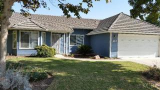 779 Redwood St, Hanford, CA 93230-2302