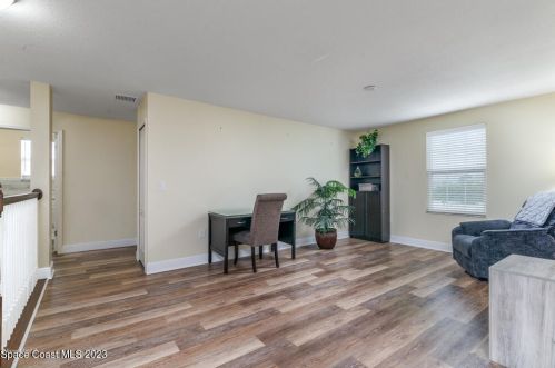 3220 Constellation Dr, Melbourne FL 32940-2365 exterior