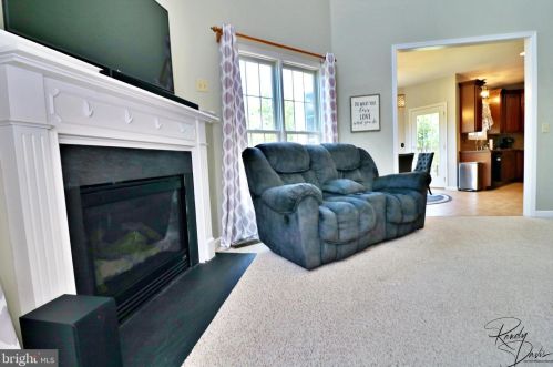 59 Brighton Pl, Charles Town WV  25414-2584 exterior