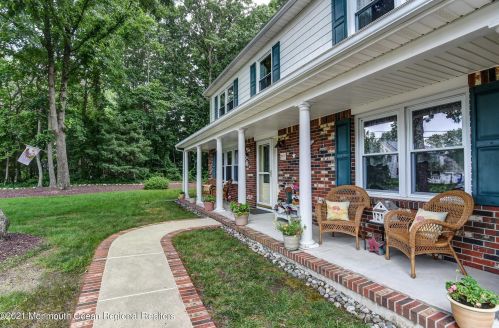 676 Thiele Rd, Bricktown, NJ 08724-1162