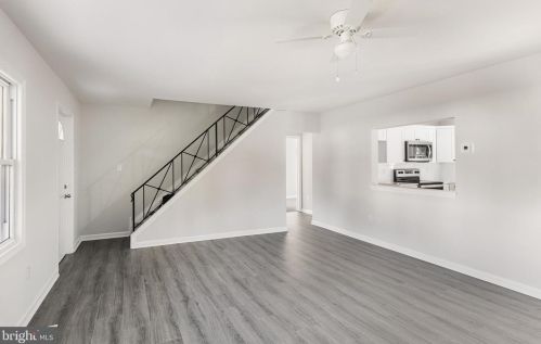 37 Holstone Ln, Willingboro NJ  08046-1817 exterior