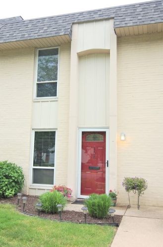 308 College Park Dr, Moon Twp, PA 15108-2312