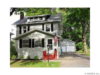 114 Main St, Pittsford NY  14534-2153 exterior