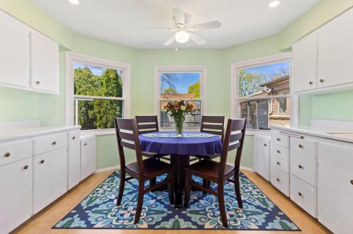 3633 100, Milwaukee WI 53222-2430 exterior