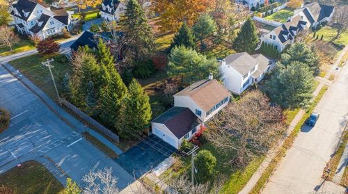 3 Meadow St, Kent, CT 06757-1329