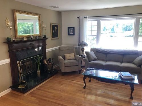 1105 Steuben Ave, N Milford NJ  07646-3264 exterior