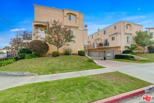 15106 Raymond Ave, Gardena, CA 90247-3405