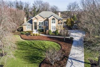900 Oxford Ct, Brentwood, TN 37027-8527
