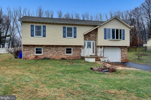 198 Glenville Rd, Hanover, PA 17331-9685