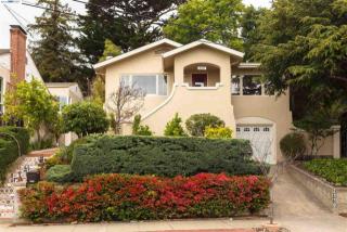 2110 Funston Pl, Oakland, CA 94602-2523