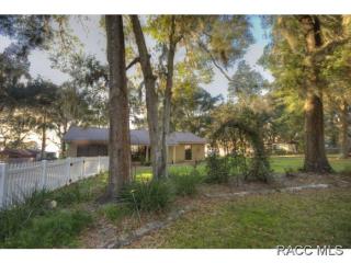 6453 Riverbend Rd, Dunnellon, FL 34433-2160