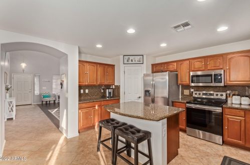 9417 Pioneer St, Tolleson AZ  85353-1504 exterior