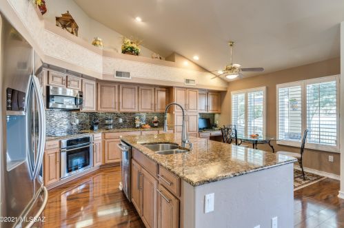 10729 Eagle Eye Pl, Tucson AZ 85737-9074 exterior