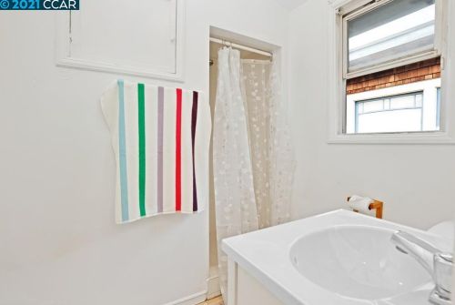 1349 Delaware St, Berkeley CA  94702-1408 exterior