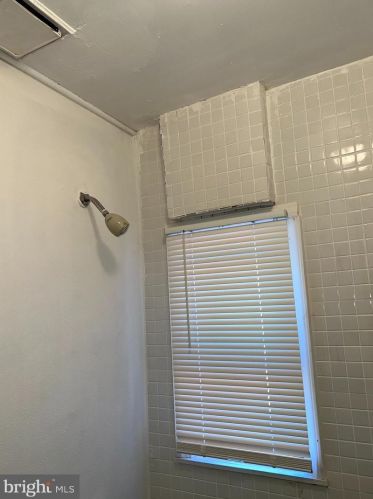 1223 Jackson St, Camden NJ  08104-3525 exterior