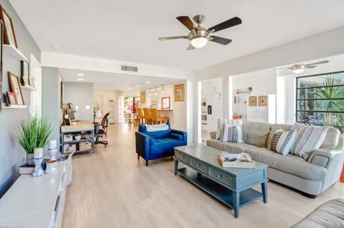 1323 Chesapeake Ave, Naples, FL 34102-0520