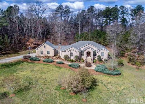 2029 Aurora Ln, Franklinton, NC 27525-8375