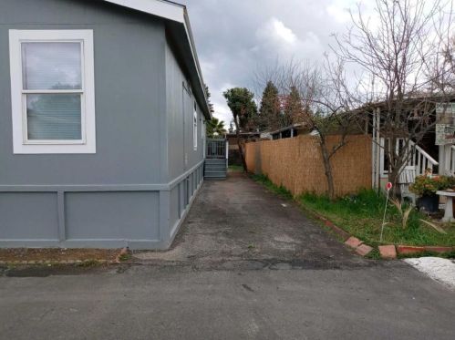 3109 Mckinley Ave, Fresno, CA 93722-5563