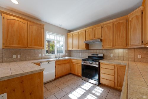 441 Kennwood Dr, Ukiah CA  95482-8767 exterior