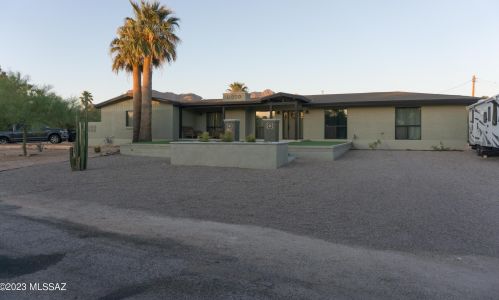 6940 Vista Pl, Tucson, AZ 85704-4221