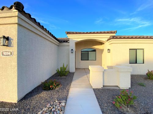 9094 Saguaro Cir, Mohave Valley AZ  86440-8631 exterior