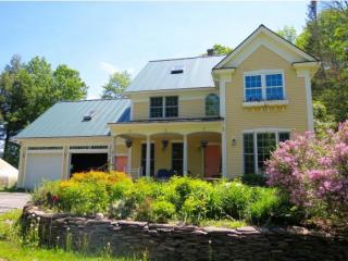 533 Cummings Rd, Barre, VT 05641-9615
