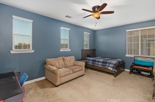 39057 Hidden Creek Ln, Temecula CA  92591-7417 exterior