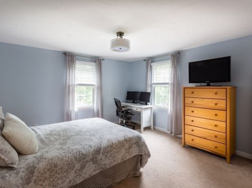 146 Tpke St, Easton MA 02375-1922 exterior