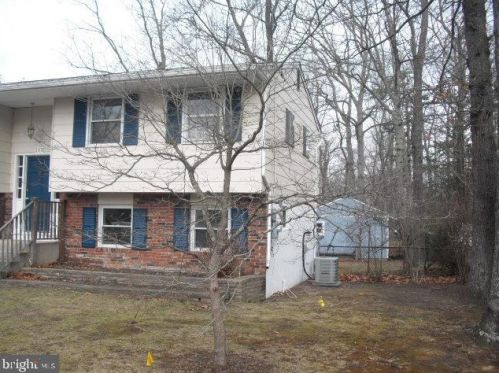 203 Kentucky Trl, Browns Mills, NJ 08015-5532