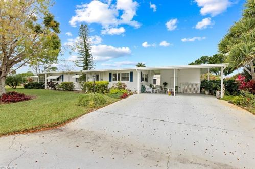 69 Le Mans Dr, Naples, FL 34112-9128