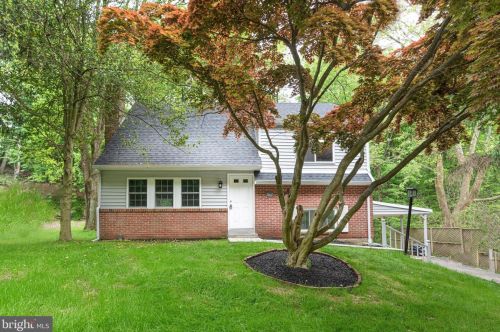 15 Cedar Hollow Rd, Paoli PA  19301-1739 exterior