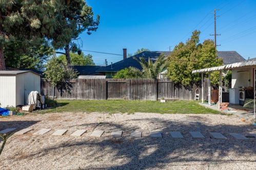 1402 Ball Rd, Anaheim, CA 92802-1712