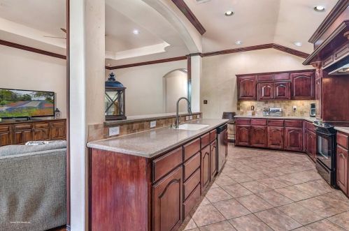 1885 Avonlea Dr, Rockwall TX 75087-7126 exterior