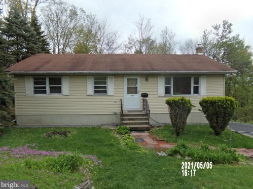 3008 Mountain Ter, Stroudsburg, PA 18360-5115