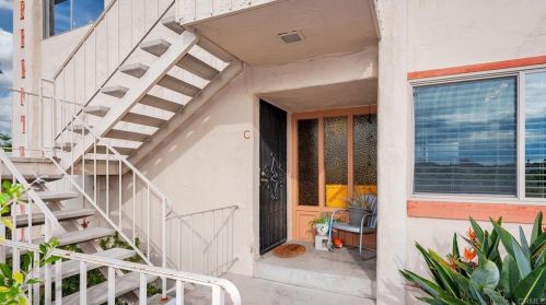 6840 Hyde Park Dr, San Diego, CA 92119-2280