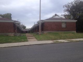 1225 Latham St, Memphis TN  38106-2824 exterior