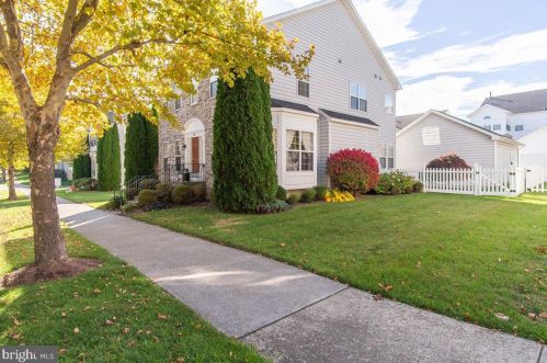 397 Prospect Hill Blvd, Charles Town WV  25414-5437 exterior