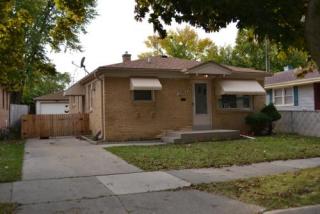 2304 Summit Ave, Racine, WI 53404-2155