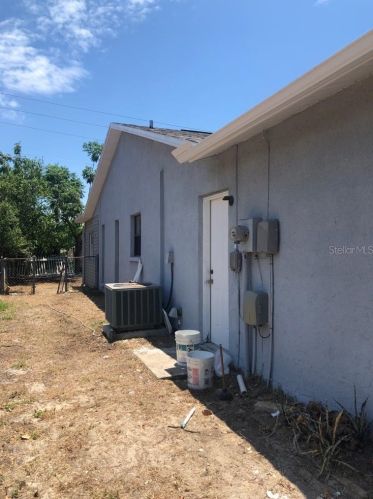 8518 Huntsman Ln, Port Richey, FL 34668-2016