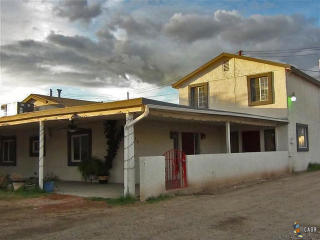 113 Mckinley St, Calexico, CA 92231-2214
