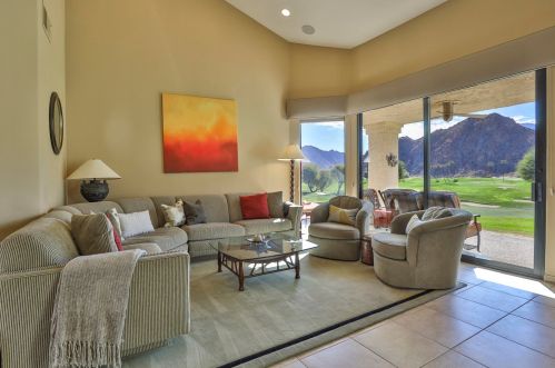 49503 Avenida Vista Bonita, La Quinta CA  92253-2537 exterior