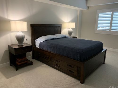 5015 Balboa Blvd, Van Nuys CA 91316-3424 exterior