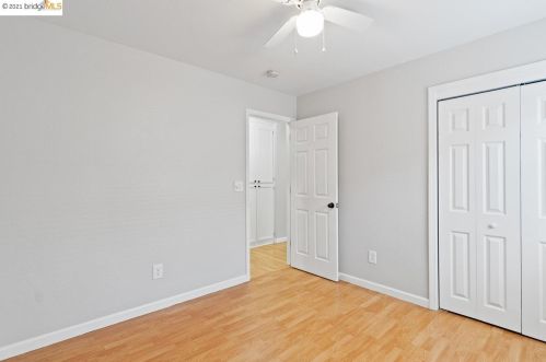 3889 Oak Grove Ct, Oakley CA  94561-4218 exterior